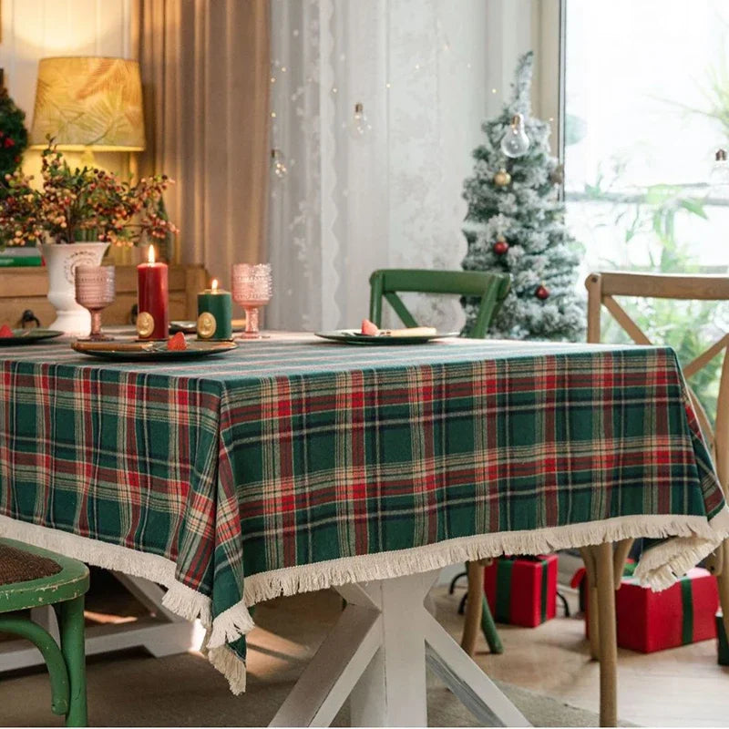 Toalha de Mesa Xadrez Natalina com Borda em Franja – Decoração de Natal Energy Express